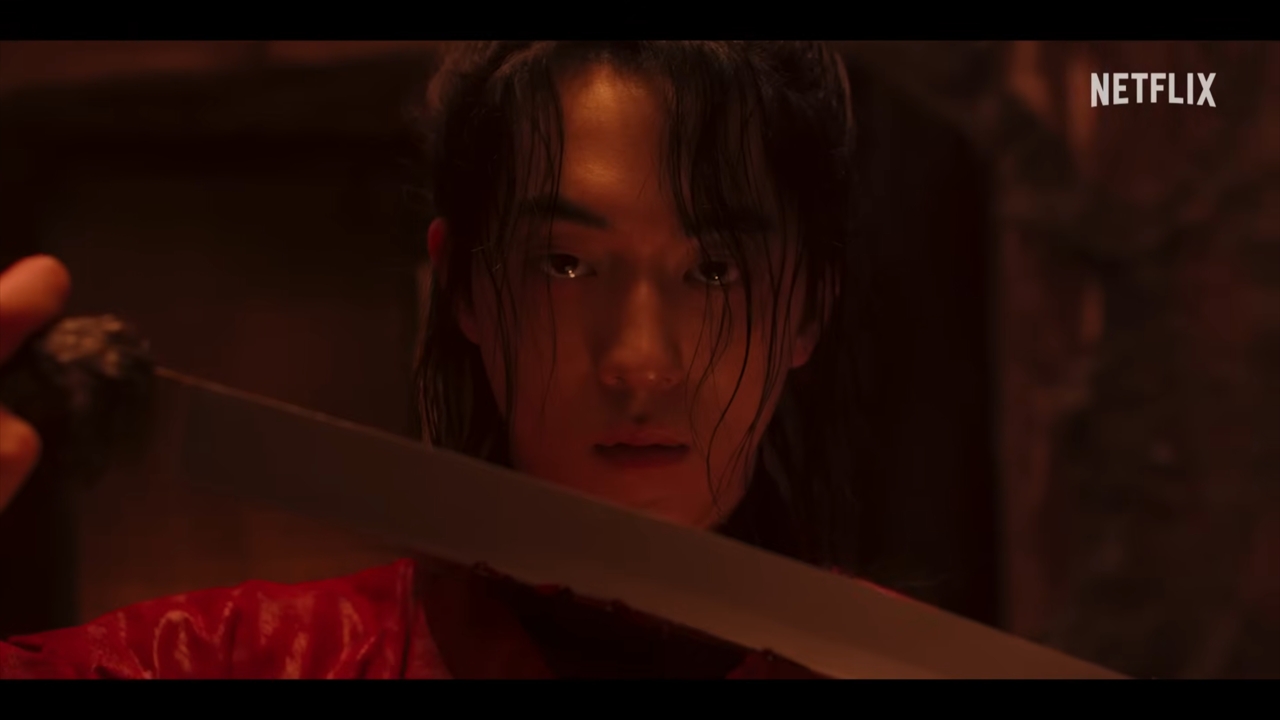 O apanhador de espíritos Nam Joo-hyuk entra no Palácio Leste