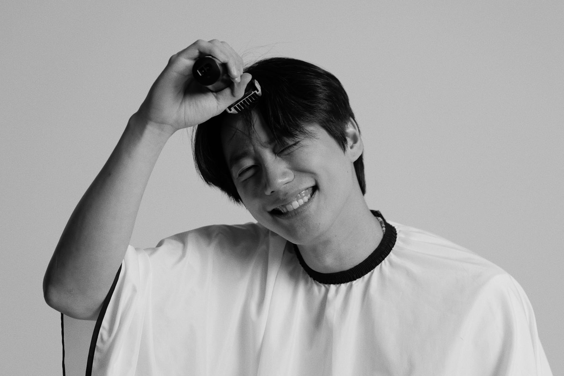 Lee Jun Young se alista no exército Lee Jun Young se alista no exército